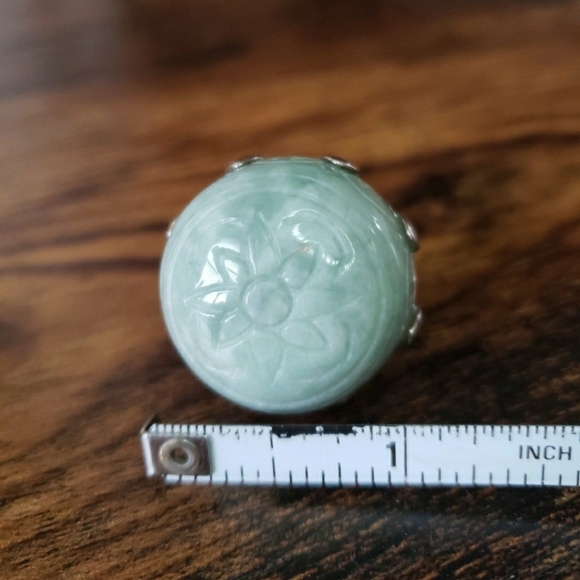 Jade Ring - Picture 5 of 7